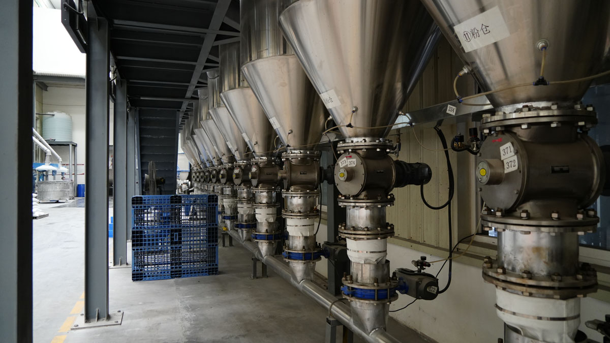 Distributed feeding system